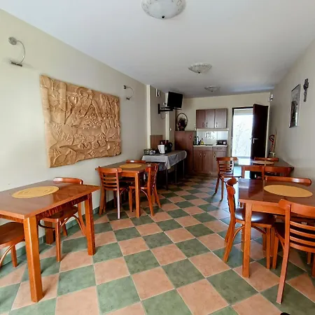 Гостевой дом Osrodek Wypoczynkowy Przy Lesie 3*